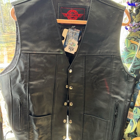 Black Leather Vest for Men - Picture 3 of 4
